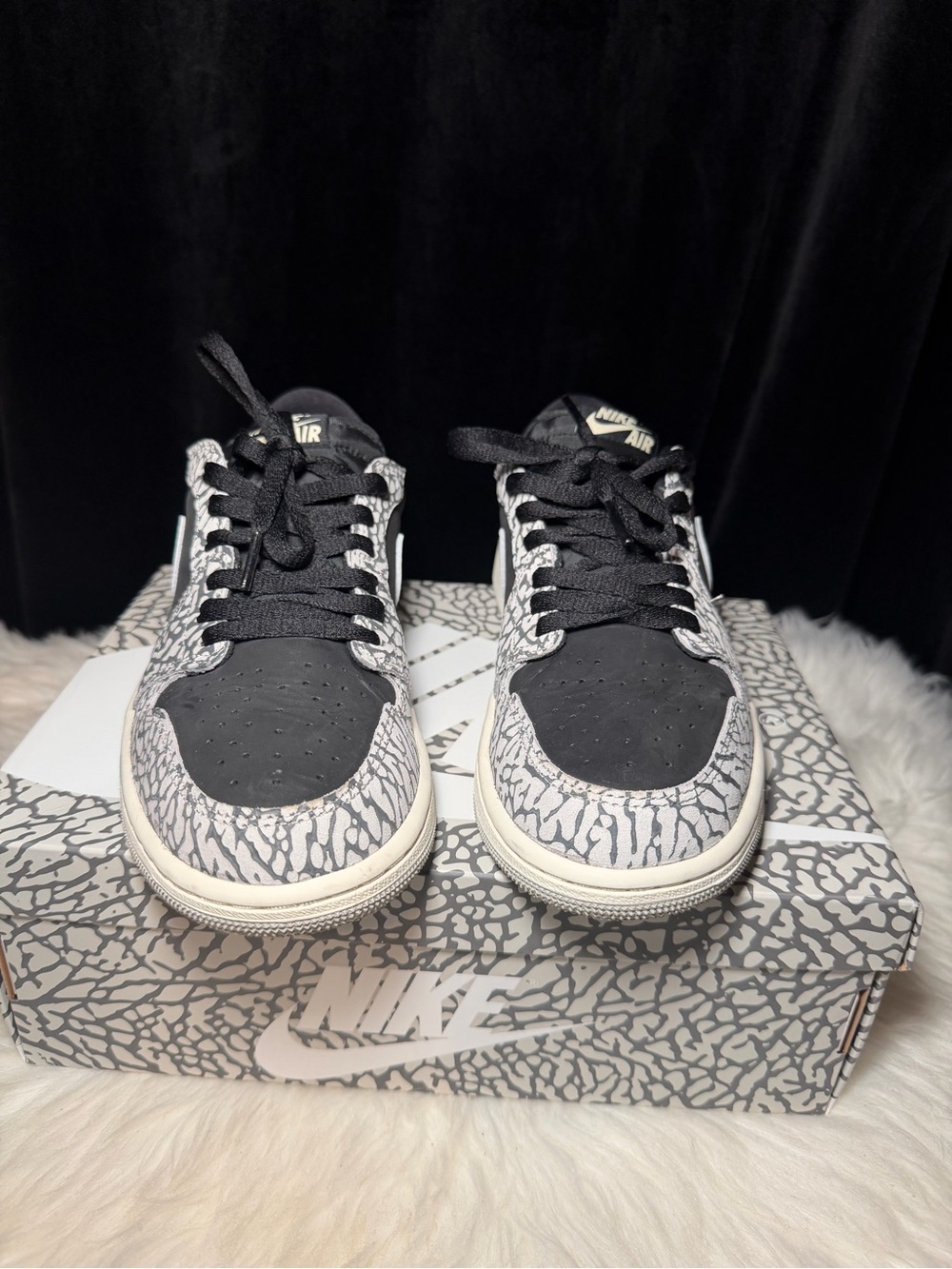 Nike Air Jordan 1 Retro Low OG 'Black Cement' CZ0775-001 Women’s Size 9 - Picture 5 of 13